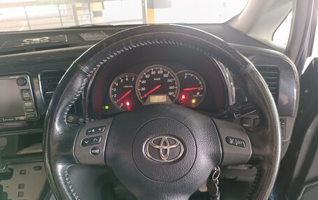 Toyota Wish II, 2003 год, 685 000 рублей, 9 фотография