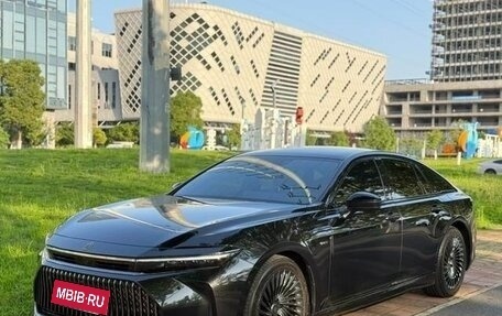 Toyota Crown, 2024 год, 5 864 000 рублей, 1 фотография