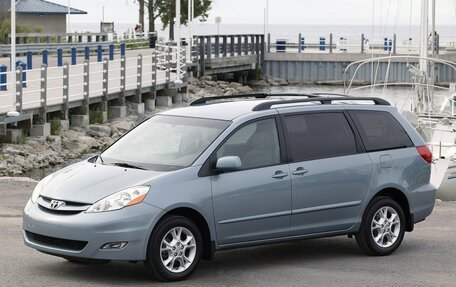 Toyota Sienna II рестайлинг, 2008 год, 1 380 000 рублей, 1 фотография