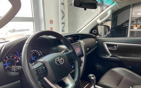 Toyota Fortuner II, 2019 год, 4 150 000 рублей, 11 фотография