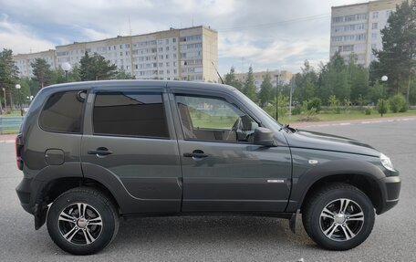 Chevrolet Niva I рестайлинг, 2018 год, 850 000 рублей, 8 фотография