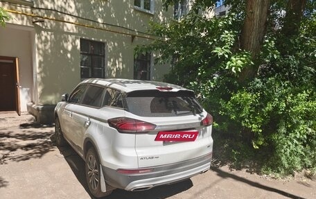 Geely Atlas, 2024 год, 2 300 000 рублей, 2 фотография