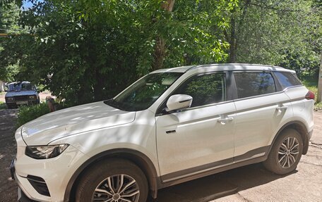 Geely Atlas, 2024 год, 2 300 000 рублей, 3 фотография