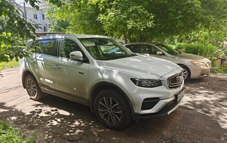 Geely Atlas, 2024 год, 2 300 000 рублей, 4 фотография
