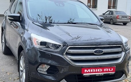 Ford Kuga III, 2016 год, 1 850 000 рублей, 2 фотография