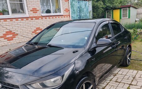 Hyundai Solaris II рестайлинг, 2017 год, 1 132 000 рублей, 3 фотография