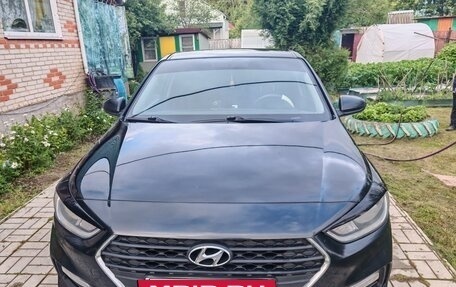 Hyundai Solaris II рестайлинг, 2017 год, 1 132 000 рублей, 5 фотография
