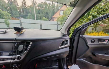 Hyundai Solaris II рестайлинг, 2017 год, 1 132 000 рублей, 14 фотография
