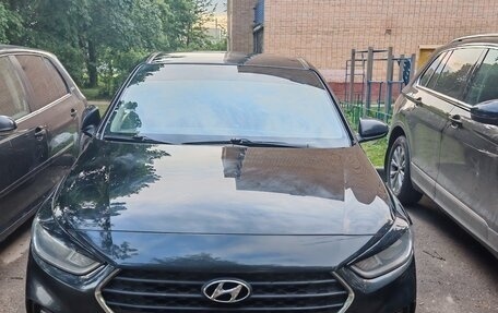 Hyundai Solaris II рестайлинг, 2017 год, 1 132 000 рублей, 16 фотография