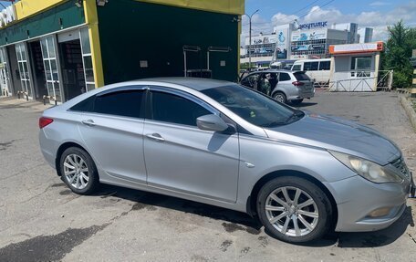 Hyundai Sonata VI, 2012 год, 790 000 рублей, 3 фотография