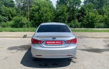 Hyundai Sonata VI, 2012 год, 790 000 рублей, 5 фотография