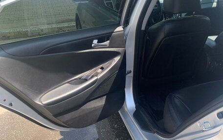 Hyundai Sonata VI, 2012 год, 790 000 рублей, 15 фотография