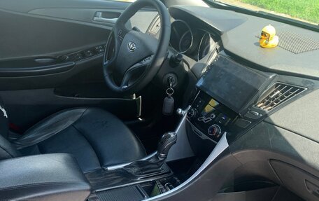 Hyundai Sonata VI, 2012 год, 790 000 рублей, 9 фотография