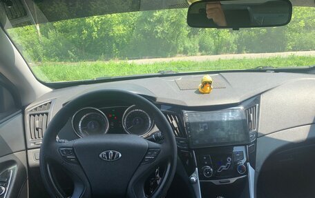 Hyundai Sonata VI, 2012 год, 790 000 рублей, 13 фотография