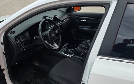 KIA Rio IV, 2019 год, 1 650 000 рублей, 8 фотография