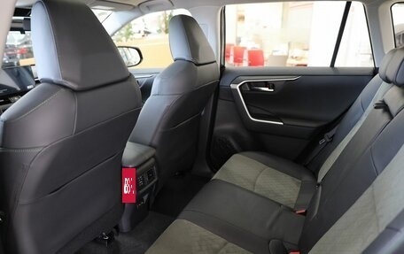 Toyota RAV4, 2025 год, 4 400 000 рублей, 18 фотография