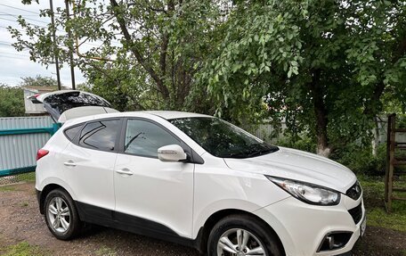 Hyundai ix35 I рестайлинг, 2013 год, 1 300 000 рублей, 2 фотография