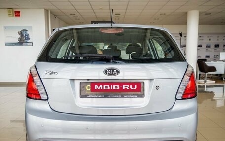 KIA Rio II, 2011 год, 798 000 рублей, 6 фотография