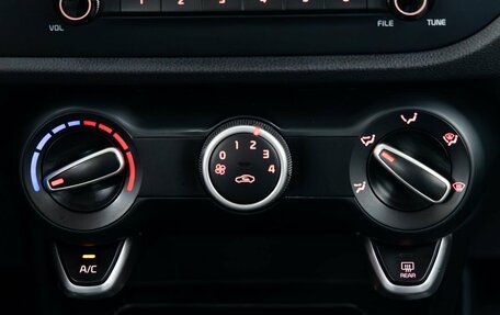 KIA Rio IV, 2017 год, 1 288 000 рублей, 28 фотография