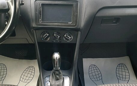 Volkswagen Polo VI (EU Market), 2012 год, 750 000 рублей, 8 фотография