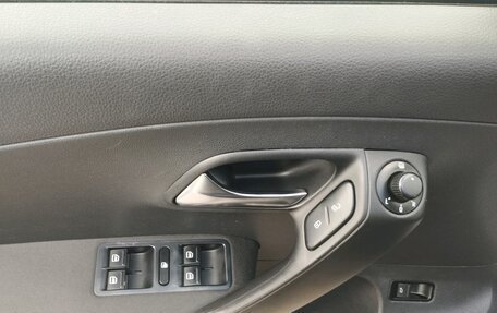 Volkswagen Polo VI (EU Market), 2012 год, 750 000 рублей, 12 фотография