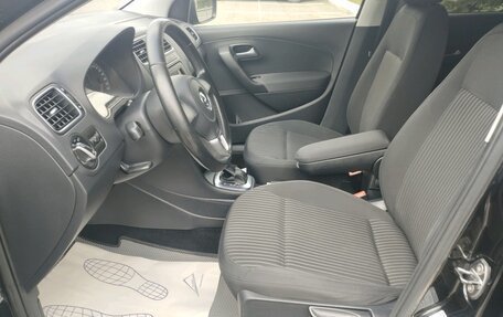 Volkswagen Polo VI (EU Market), 2012 год, 750 000 рублей, 11 фотография