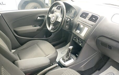 Volkswagen Polo VI (EU Market), 2012 год, 750 000 рублей, 9 фотография