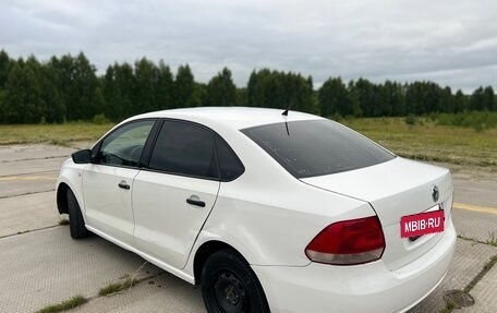 Volkswagen Polo VI (EU Market), 2013 год, 400 000 рублей, 2 фотография