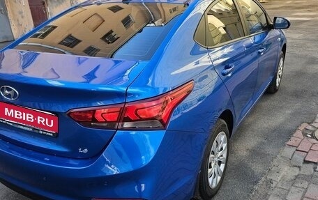 Hyundai Solaris II рестайлинг, 2018 год, 1 090 000 рублей, 4 фотография