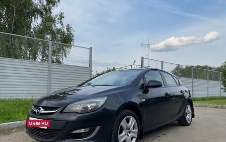 Opel Astra J, 2013 год, 760 000 рублей, 3 фотография