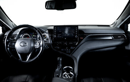 Toyota Camry, 2021 год, 2 950 000 рублей, 14 фотография