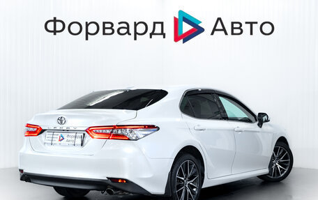 Toyota Camry, 2021 год, 2 950 000 рублей, 7 фотография