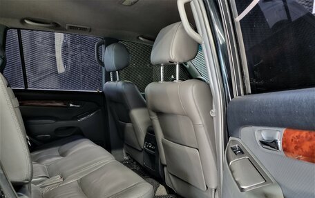 Toyota Land Cruiser Prado 120 рестайлинг, 2005 год, 1 730 000 рублей, 16 фотография