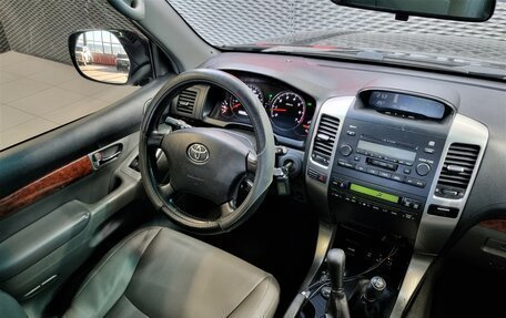 Toyota Land Cruiser Prado 120 рестайлинг, 2005 год, 1 730 000 рублей, 22 фотография