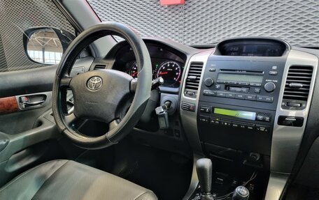 Toyota Land Cruiser Prado 120 рестайлинг, 2005 год, 1 730 000 рублей, 23 фотография