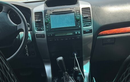 Toyota Land Cruiser Prado 120 рестайлинг, 2007 год, 2 500 000 рублей, 8 фотография