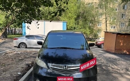 Honda Elysion I, 2005 год, 725 000 рублей, 4 фотография