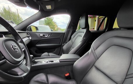 Volvo V60 II, 2019 год, 2 490 000 рублей, 16 фотография