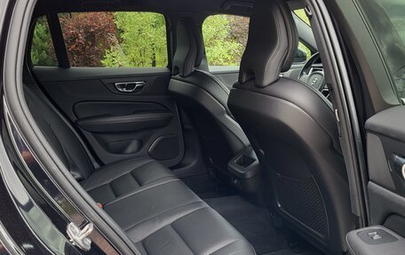 Volvo V60 II, 2019 год, 2 490 000 рублей, 18 фотография