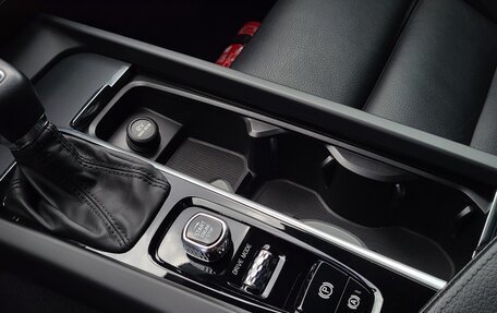 Volvo V60 II, 2019 год, 2 490 000 рублей, 22 фотография