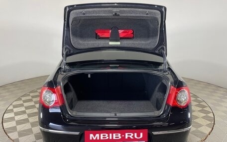 Volkswagen Passat B6, 2006 год, 646 000 рублей, 10 фотография