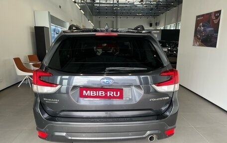 Subaru Forester, 2019 год, 2 590 000 рублей, 4 фотография