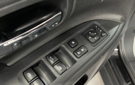 Mitsubishi Outlander III рестайлинг 3, 2018 год, 1 899 000 рублей, 21 фотография