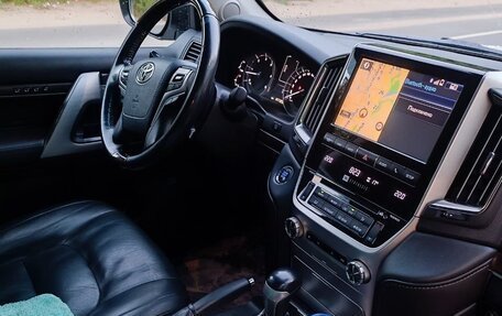 Toyota Land Cruiser 200, 2015 год, 5 300 000 рублей, 5 фотография