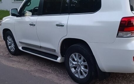 Toyota Land Cruiser 200, 2015 год, 5 300 000 рублей, 4 фотография