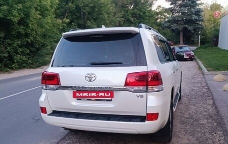 Toyota Land Cruiser 200, 2015 год, 5 300 000 рублей, 2 фотография