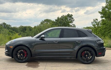 Porsche Macan I рестайлинг, 2022 год, 6 277 481 рублей, 2 фотография