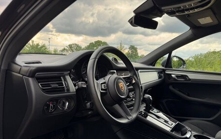 Porsche Macan I рестайлинг, 2022 год, 6 277 481 рублей, 4 фотография