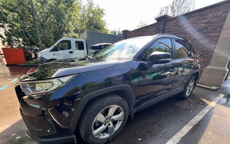 Toyota RAV4, 2021 год, 3 000 000 рублей, 6 фотография