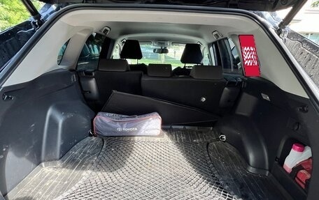 Toyota RAV4, 2021 год, 3 000 000 рублей, 2 фотография